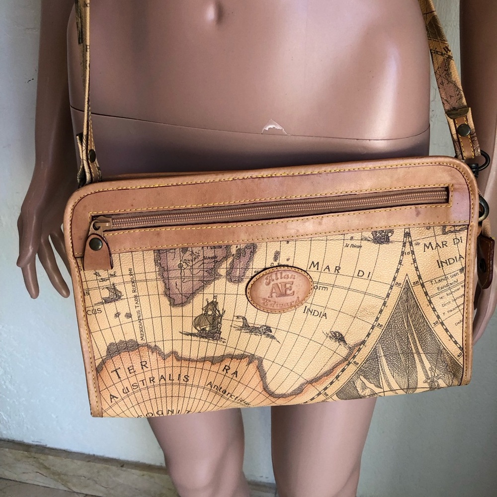 Allan Edward AE World Map Print Crossbody Bag Tan/Brown Vintage-Inspired Purse